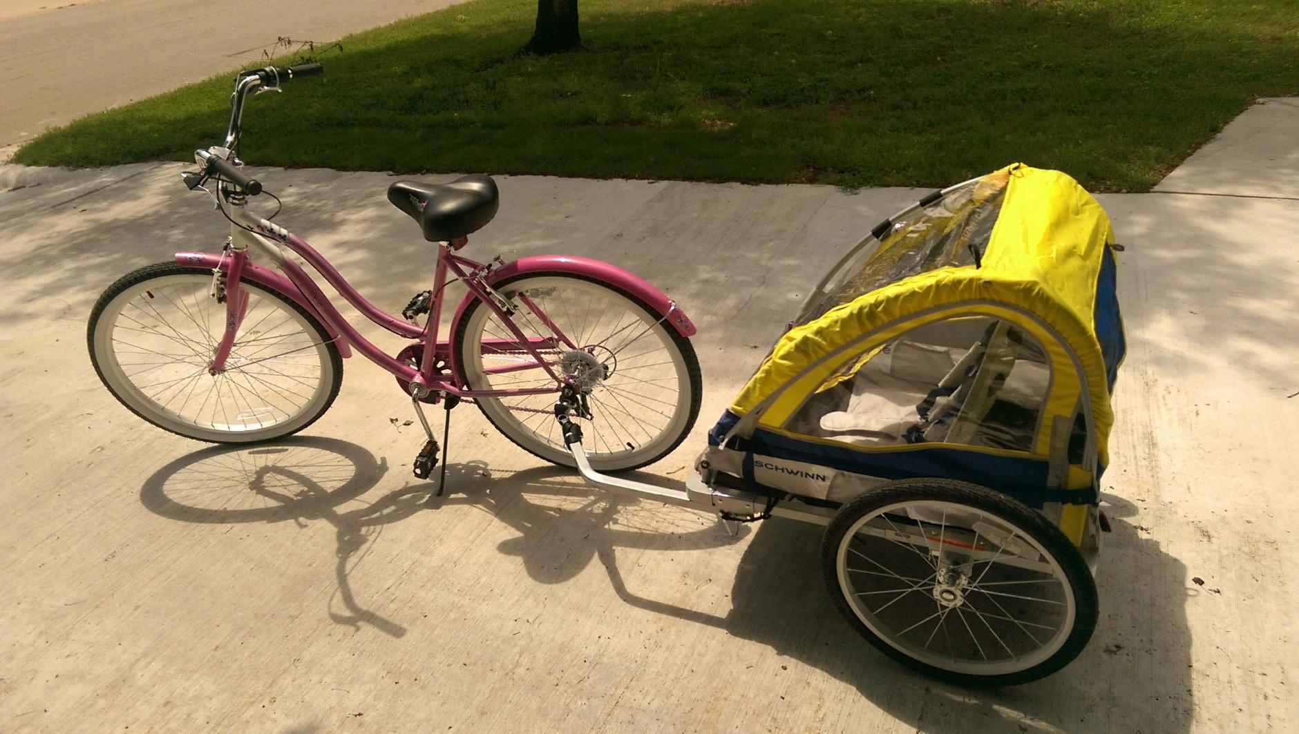 Schwinn Echo Child Bike Trailer, Max of 2 Children with Total Weight of 80 lbs., Canopy, 20-Inch Air-Filled Tires, Yellow/Grey customer photo 2