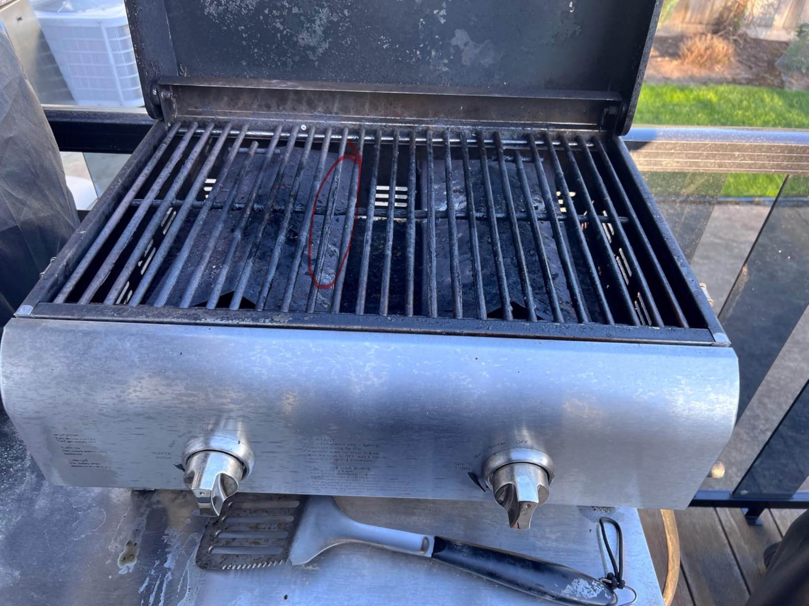 Cuisinart Outdoor Gas Grill 20000 BTU Portable 2-Burner 22-lb propane grill for camping tailgate and BBQ cooking with electronic ignition customer photo 2
