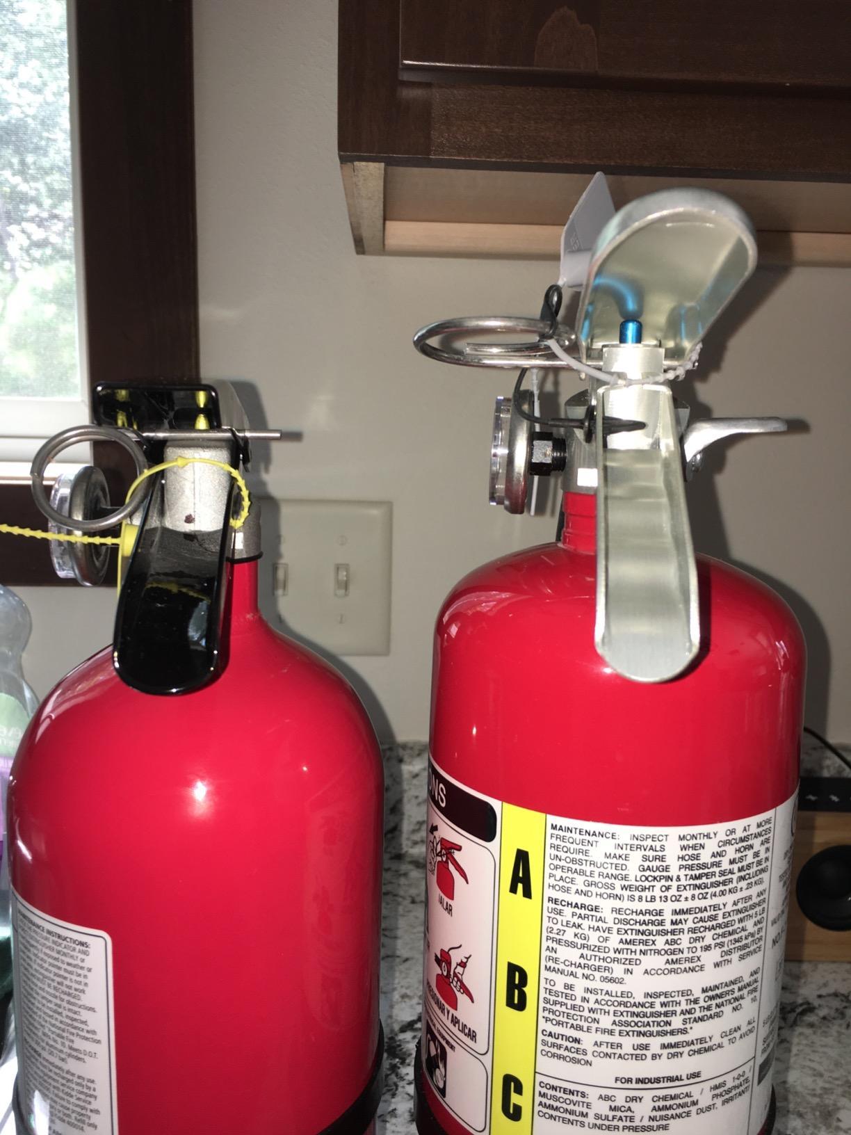 Amerex B500 Fire Extinguisher, 5 lb. ABC Dry Chemical | Rechargeable all-metal 5 lb ABC extinguisher, UL rated 2A:10B:C customer photo 2