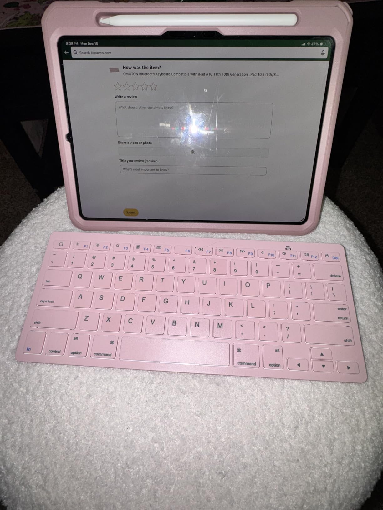 OMOTON Ultra-Slim Bluetooth Keyboard for iPad,iPad Pro/Air/Mini,iPhone | Stable Wireless iOS Keyboard with 12 Multimedia Keys, Portable Size for Office, Business, Travel, School,White customer photo 2