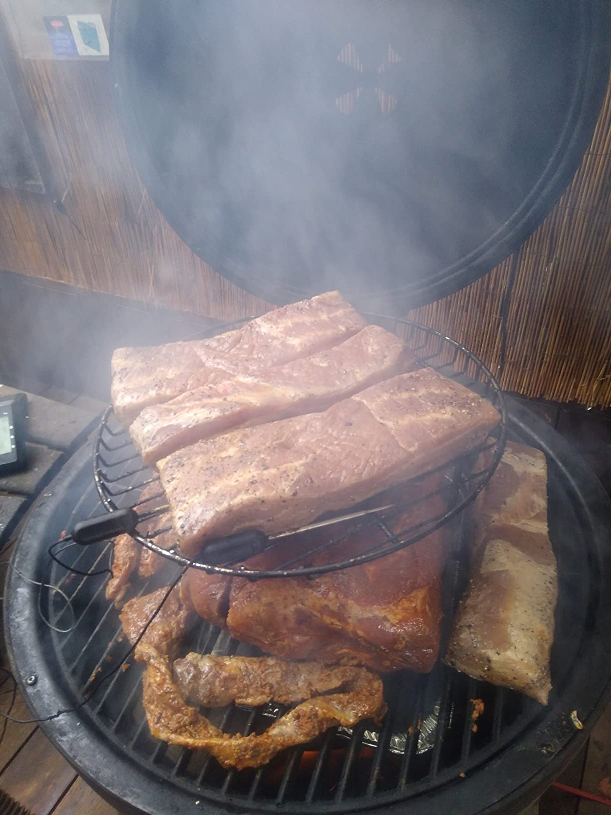 Char-Griller AKORN Kamado Charcoal Grill and Smoker with Cast Iron Grates, Warming Rack and Locking Lid with 445 Cooking Square Inches in Graphite, Model E16620 customer photo 2