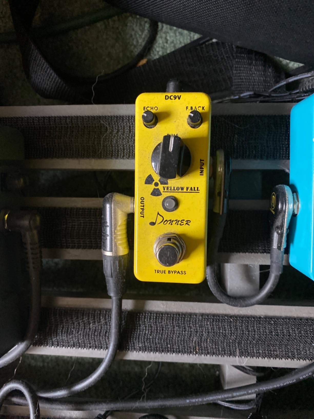 Donner Guitar Delay Pedal for Pedal Boards, Electric Guitar, Yellow Fall Analog Delay Mini Guitar Effect Pedal Vintage Delay, True Bypass customer photo 2