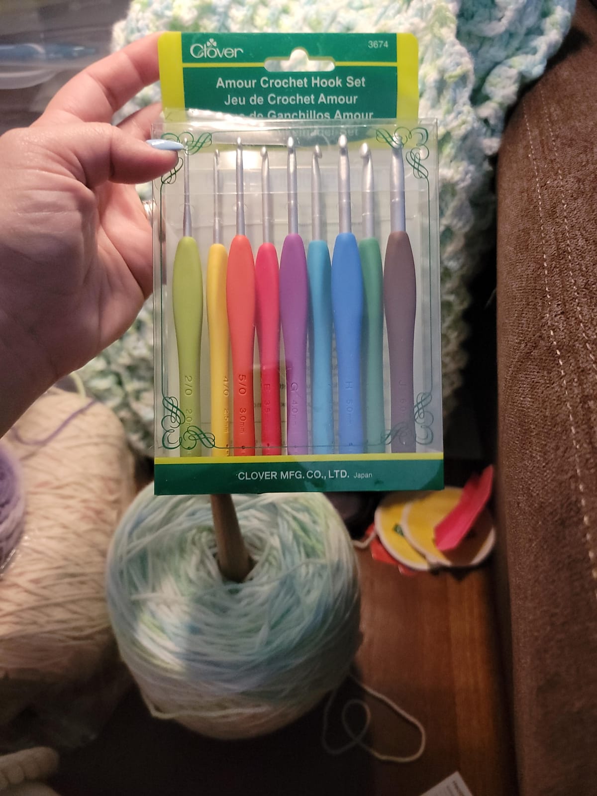 Clover 3674 Amour Crochet Hook Set customer photo 1