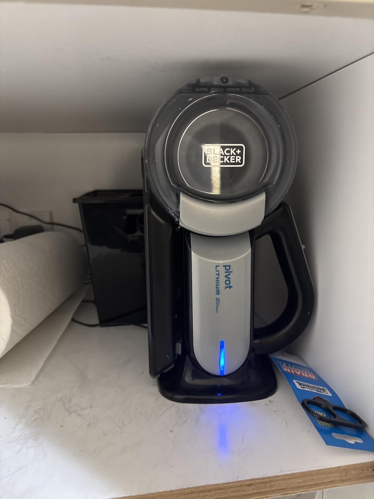 BLACK+DECKER dust buster PIVOT VAC Handheld Vacuum Cordless, Car Vacuum Portable with 200 Degree Pivoting Nozzle (BDH2000PL) customer photo 1