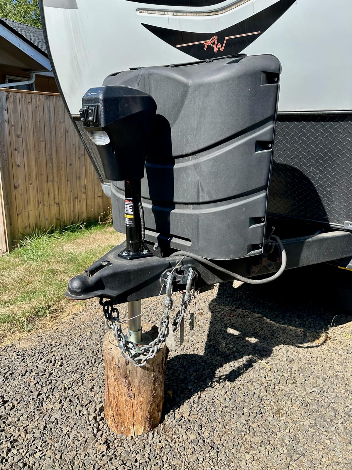 Lippert 3,500 lb Electric A-Frame Trailer Tongue Jack, Black, 285318 | 30A Motor, 18