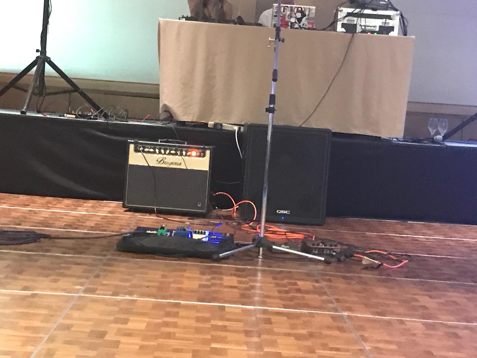 Bugera V22 INFINIUM 22-Watt Vintage 2-Channel Tube Combo with INFINIUM Tube Life Multiplier, Original Turbosound Speaker and Reverb customer photo 2