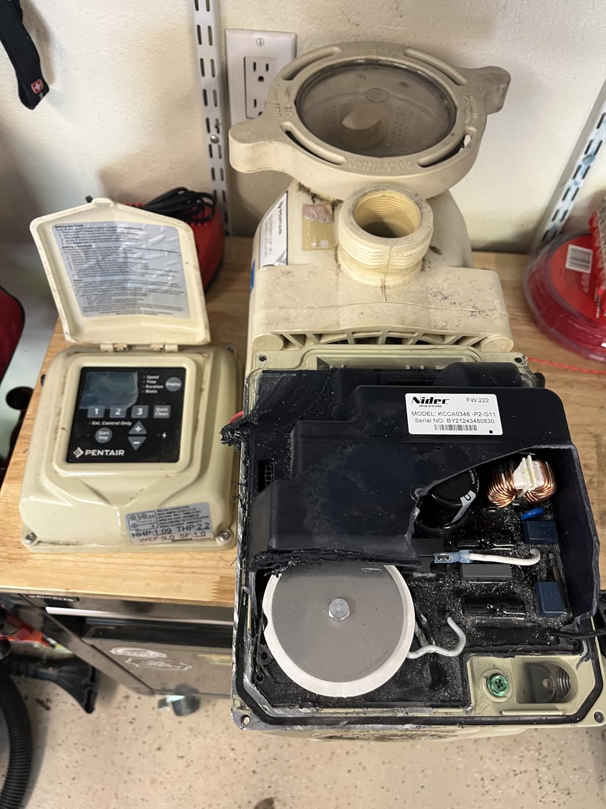 Pentair EC-342001 - SuperFlo VS Variable Speed Pool Pump, 1.5 HP customer photo 2