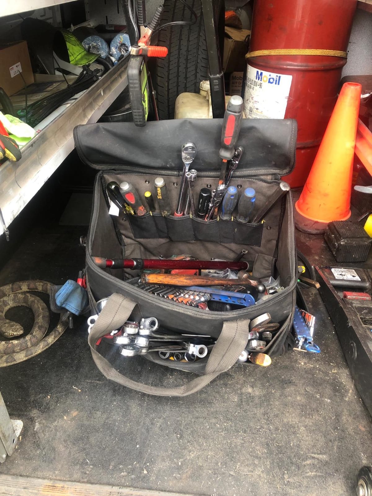 Custom Leathercraft CLC L258 TechGear Roller Tool Bag with Lighted Handle, 17 Inch customer photo 1