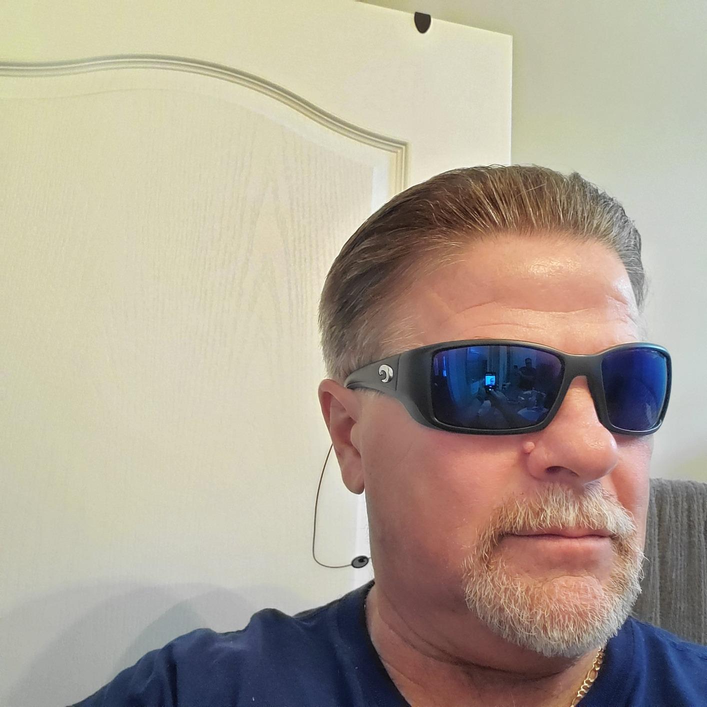 Costa Del Mar Men's Blackfin Polarized Sunglasses - Fishing, Boating & Beach UV Protection - 580P customer photo 2