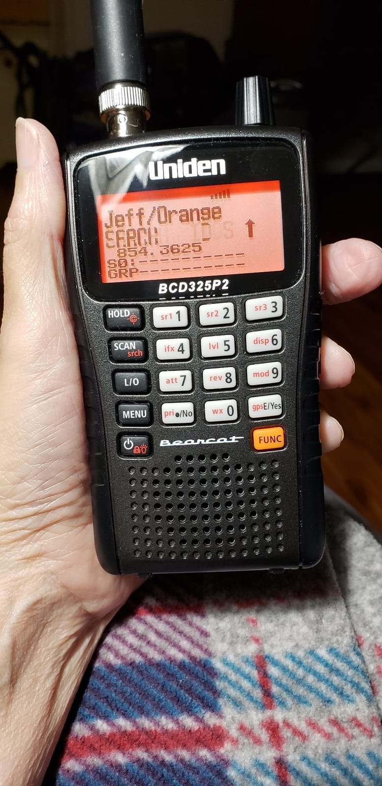 Uniden BCD325P2 Handheld TrunkTracker V Scanner customer photo 2