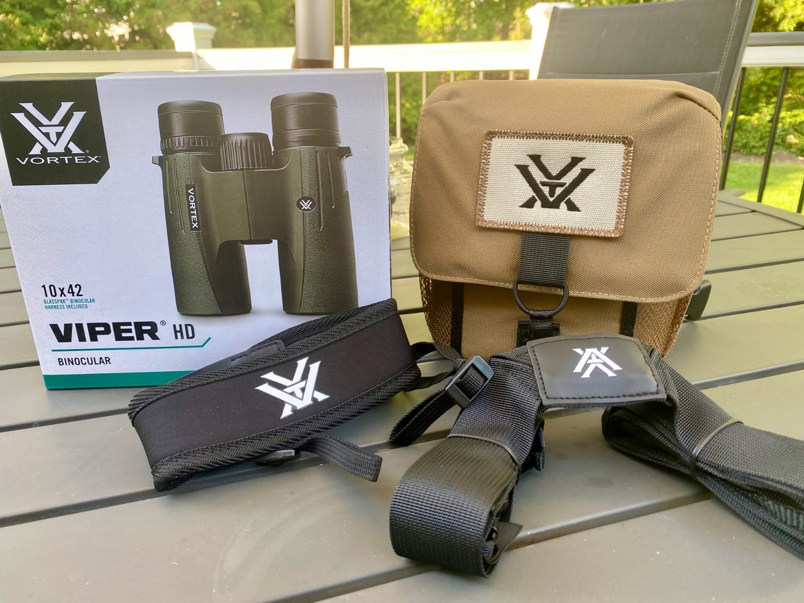 Vortex Viper HD Roof Prism Binoculars 10x42 | HD Optics, XR Lens Coatings, Tripod Adaptable, Locking Diopter, Included GlassPak customer photo 1