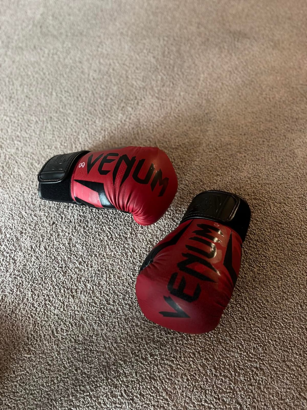 Venum Elite Boxing Gloves customer photo 2
