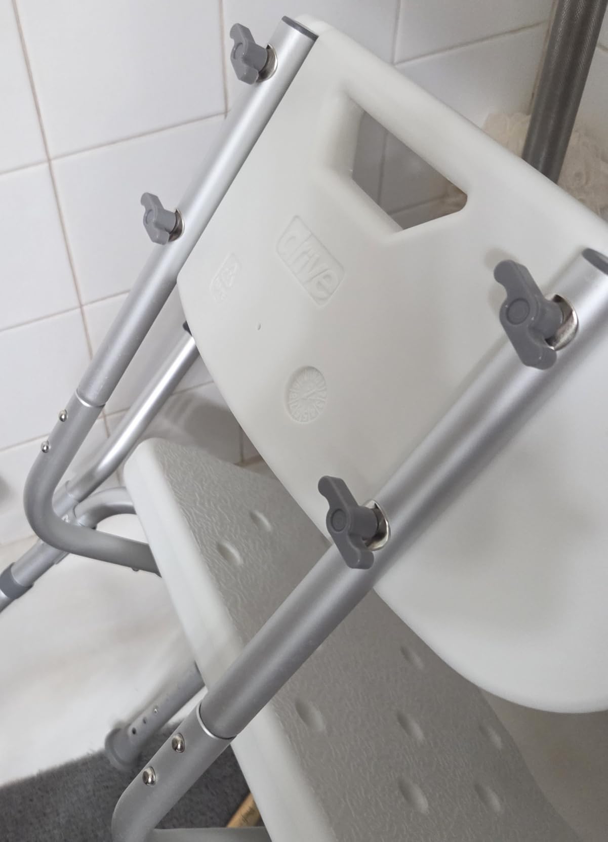 Drive Medical Premium Shower Chair with Back and Padded Arms, White | Shower Chair with Back and Padded Arms, Adjustable Height Seating for Safety and Comfort, Supports 350 Pounds customer photo 1