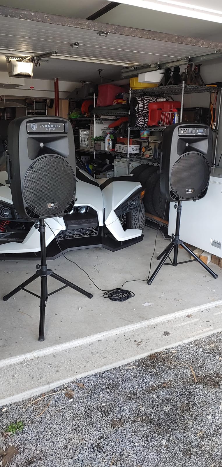 PRORECK Party 15 Portable 15-Inch 2000 Watt 2-Way Powered PA Speaker System Combo Set with Bluetooth/USB/SD Card/FM/Remote Control/LED Light for Indoor, Outdoor DJ Parties, Karaoke customer photo 1