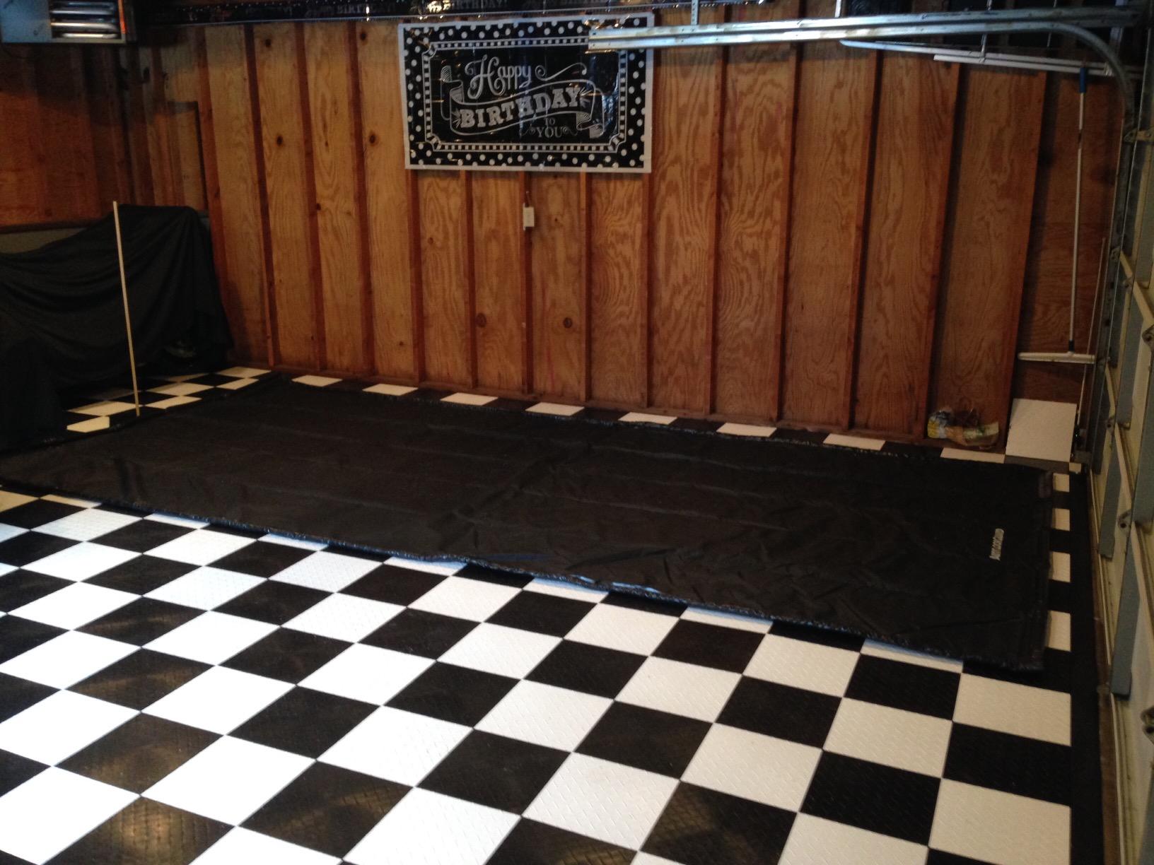 AutoFloorGuard Garage Containment Mat for SUVs & Trucks, 8.5 Ft x 20 Ft | Water-Tight Welded Seams, Raised Perimeter Edge, Holds 64 Gallons, Catches Snow, Ice & Mud, Includes Telescoping Squeegee customer photo 2