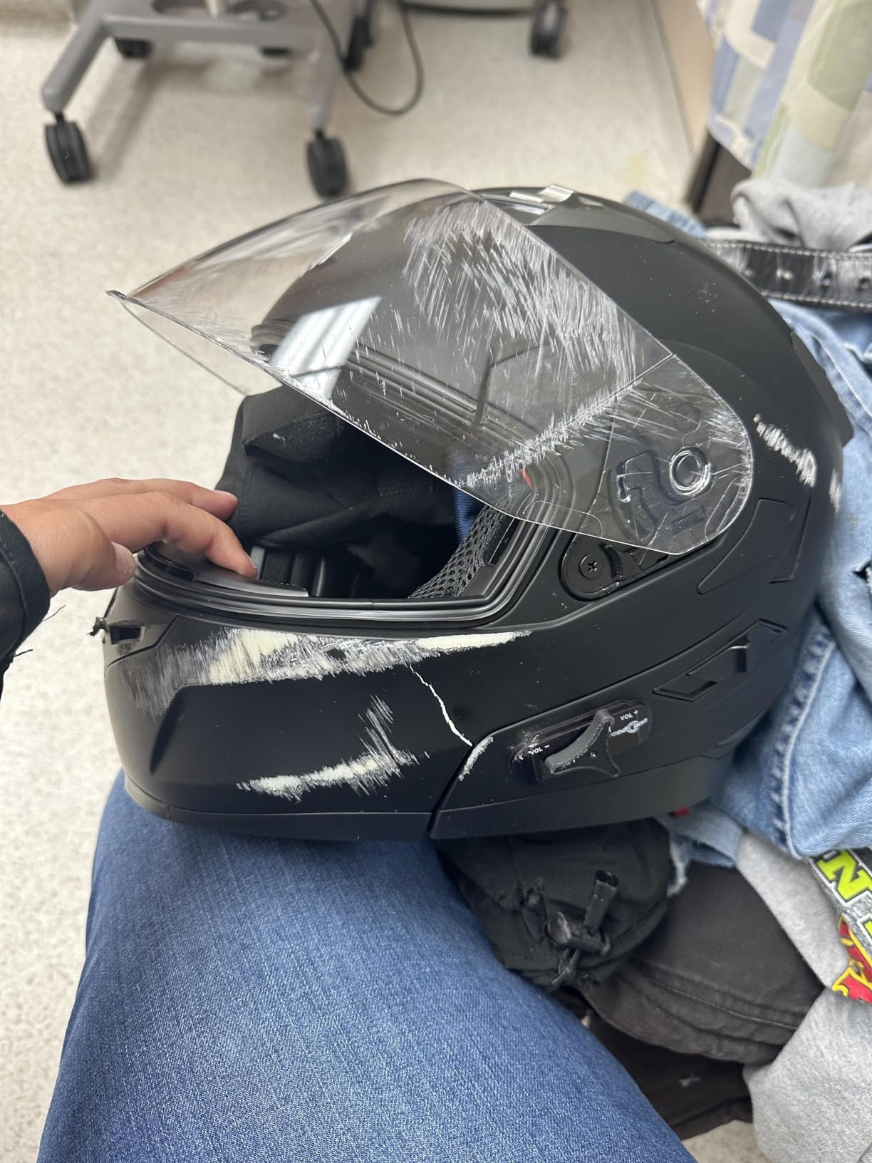 ILM Bluetooth Integrated Modular Motorcycle Helmet 953/953Pro/953Max | DOT-Certified, Bluetooth 5.0, 8hr Talk Time, Intercom 1680ft, Stereo Speakers, Washable Liner, DSP Noise Cancel customer photo 1