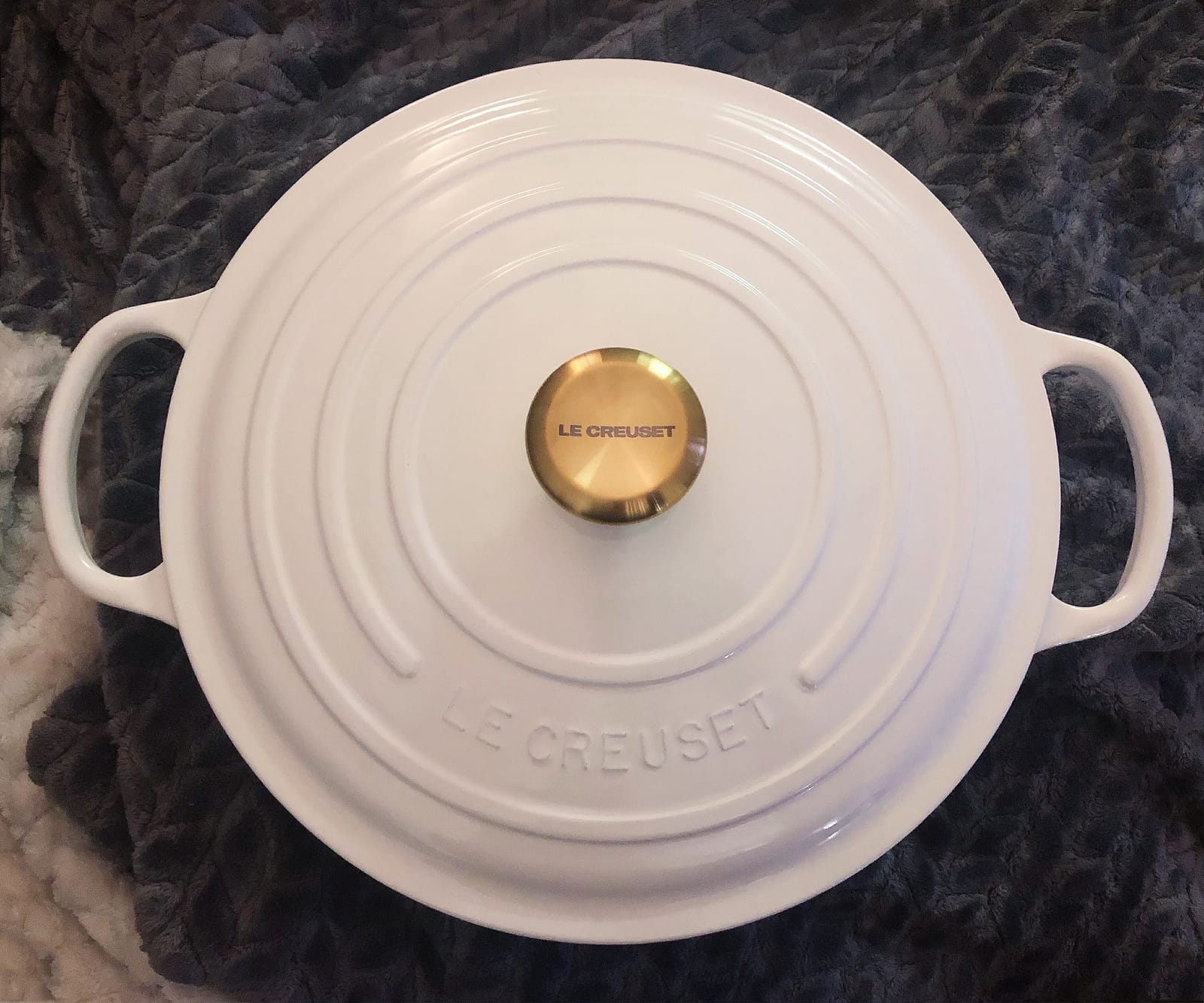 Le Creuset Enameled Cast Iron Round Wide Dutch Oven, 6.75 qt., Cerise customer photo 1