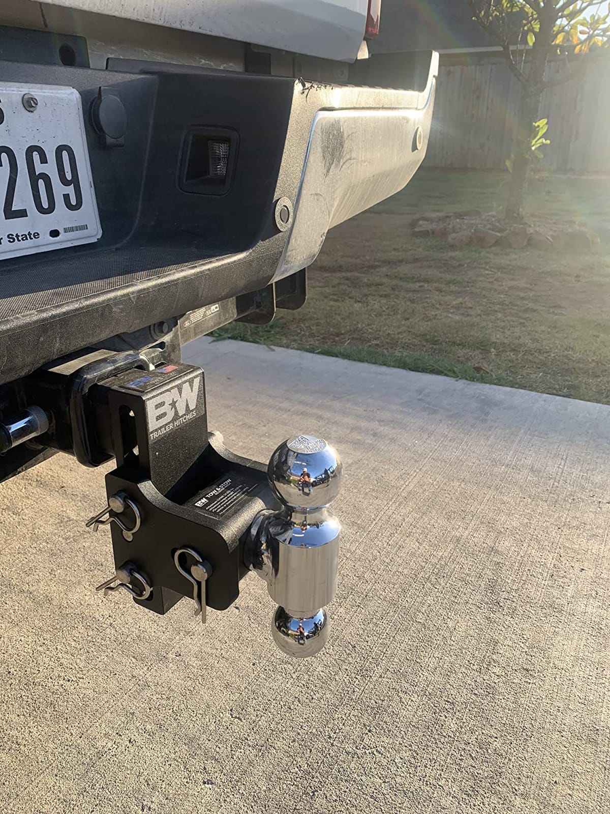 B&W Trailer Hitches Tow & Stow Adjustable Trailer Hitch Ball Mount - Fits 2.5