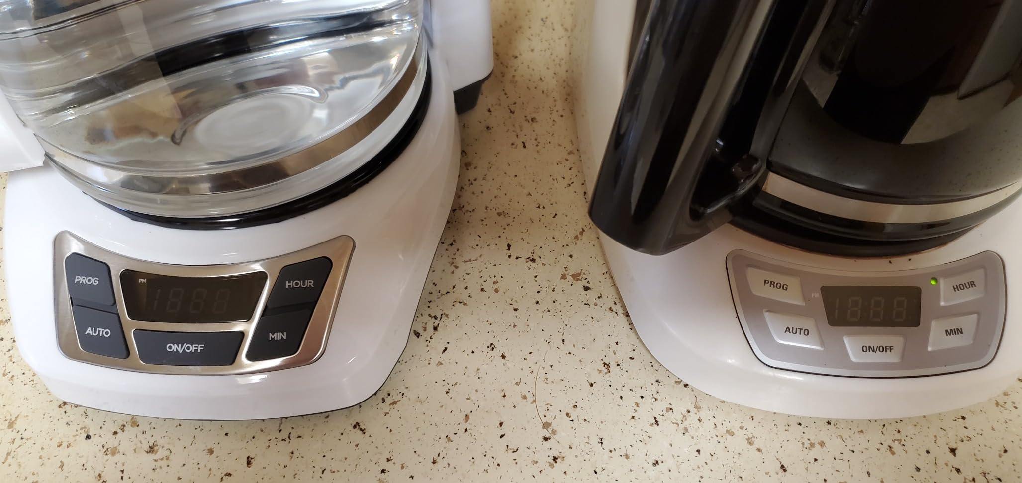 BLACK+DECKER CM1160W 12-Cup Programmable Coffeemaker, White/Stainless Steel customer photo 2