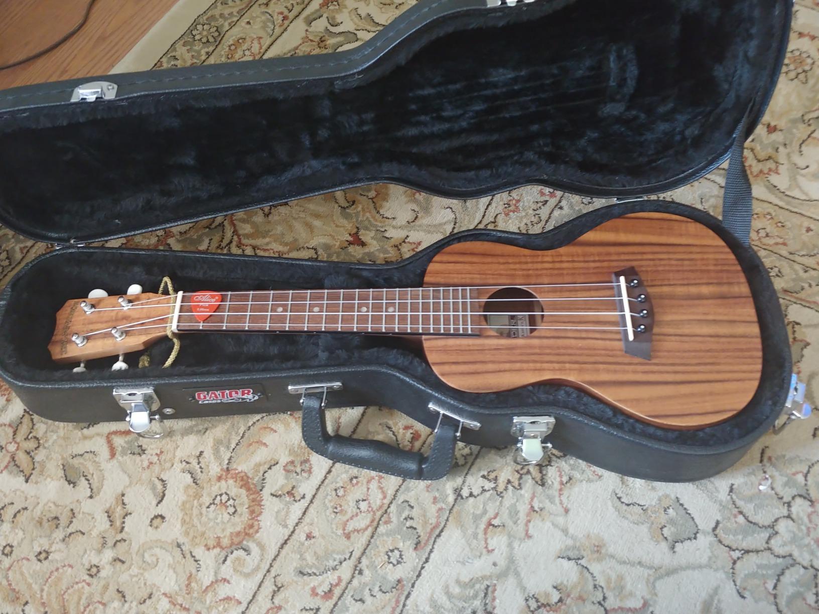Gator Cases Deluxe Hard-Shell Wood Case For Concert Style Ukuleles, (GWE-UKE-CON) customer photo 1