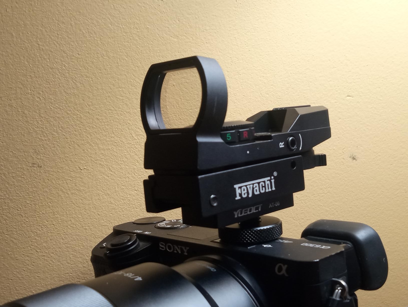 Feyachi Reflex Sight - Adjustable Reticle (4 Styles) Both Red and Green in one Sight! customer photo 2