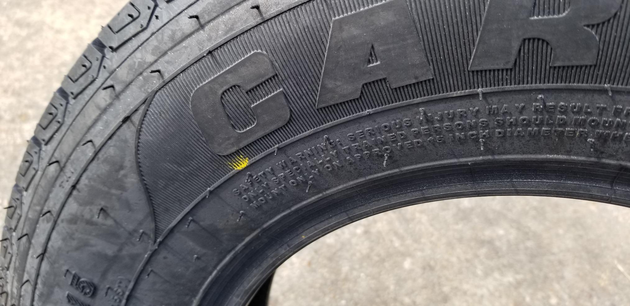 Carlisle Radial Trail HD Trailer Radial Tire - 225/75R15 113M (MAX PSI:65) customer photo 1