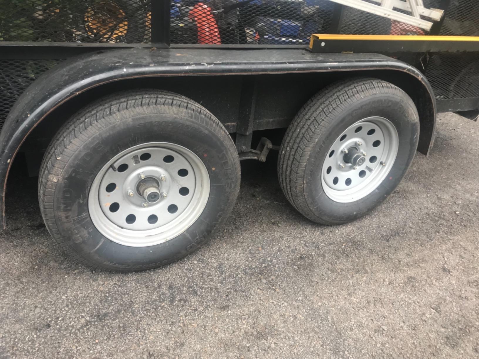 Free Country Grand Ride Set 4 Trailer Tires ST205/75R15 8-Ply Load Range D Steel Belted Radial w/Featured Side Scuff Guard customer photo 1