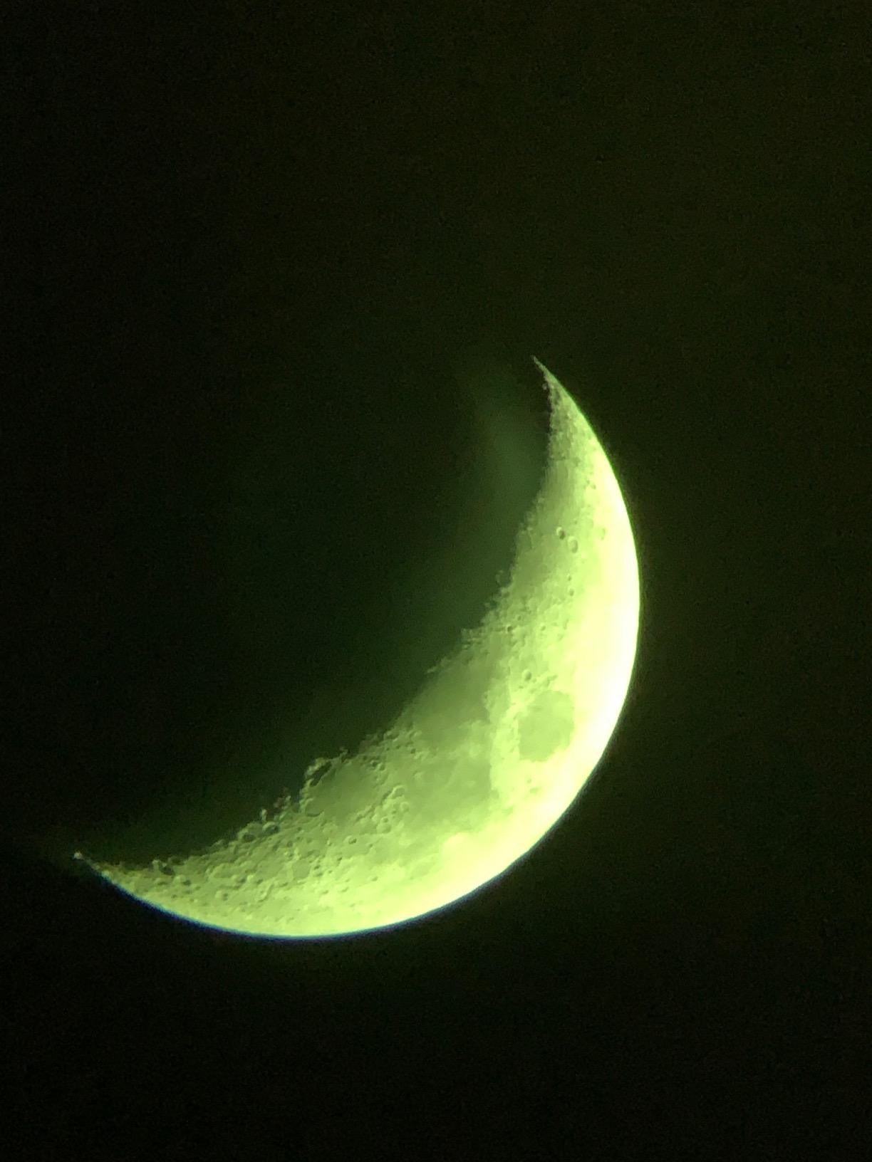 Celestron Inspire 100AZ Refractor Telescope with Built-in Smartphone Adapter, Blue customer photo 2