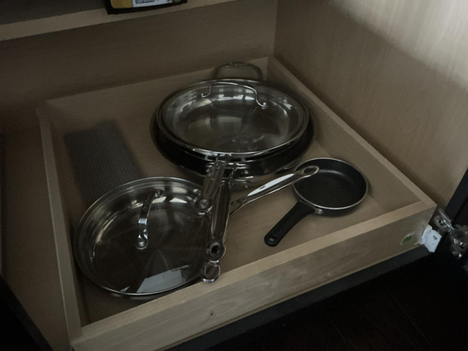 Cuisinart 17-Piece Stainless Steel Cookware Set, Chef's Classic Steel Collection with Pure Aluminum Core for Quick and Even Heat, Cool Grip Handles, Dishwasher Safe, 77-17N customer photo 1