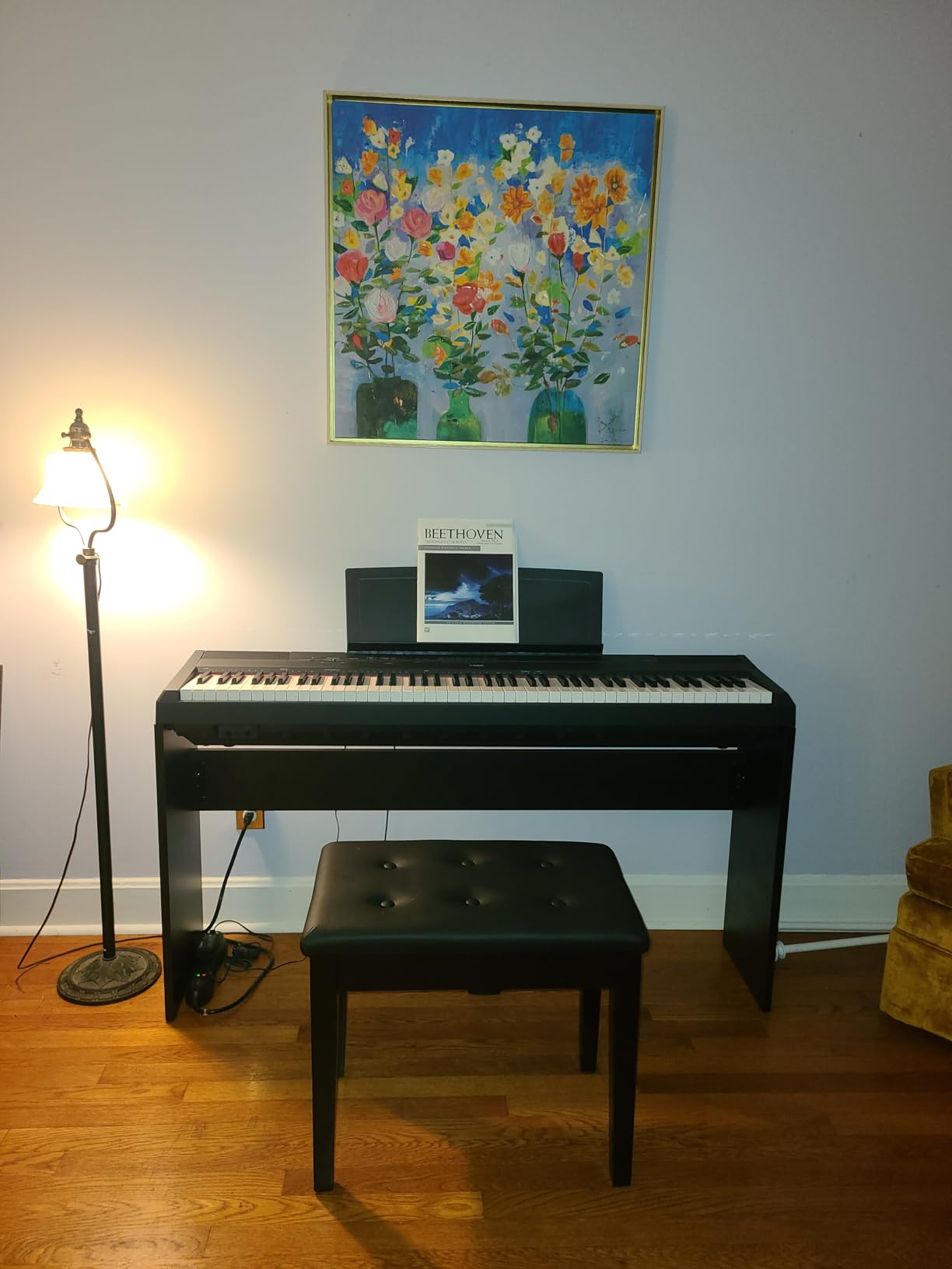 SONGMICS Piano Bench with Padded Cushion and Storage Compartment for Music Books, Vanity Stool, Tufted Wooden Piano Seat, 13.8 x 22 x 19.5 Inches, Black ULPB55H customer photo 2