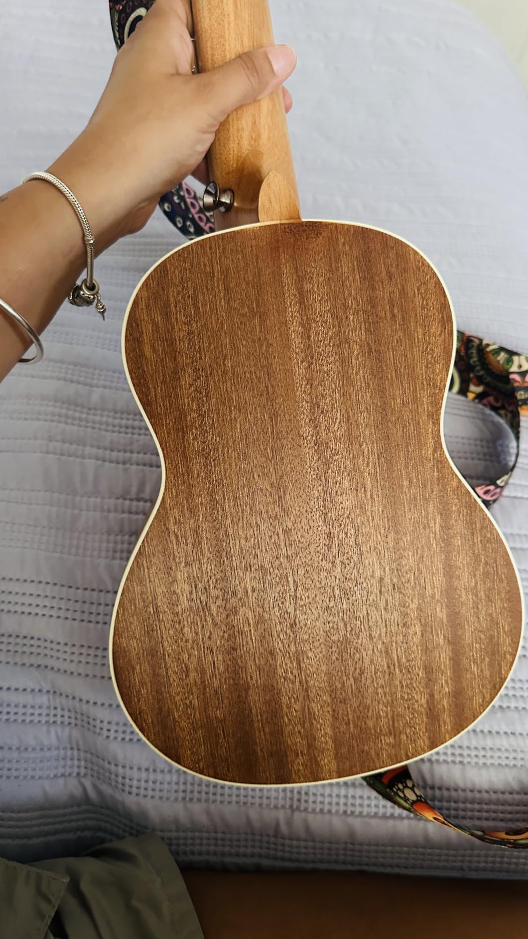 Donner Concert Ukulele Beginner Mahogany 23 Inch Ukelele Kit with Free Online Lesson Gig Bag Strap Nylon String Tuner Picks Cloth DUC-1 Gift Choice customer photo 1