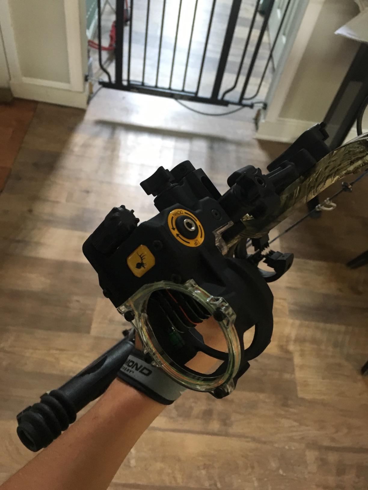 Trophy Ridge React H5 Bow Sight - 5 Pin Sight, Tool Less Windage and Elevation Adustability, 2nd Axis Leveling, Adjustable Click Light customer photo 1