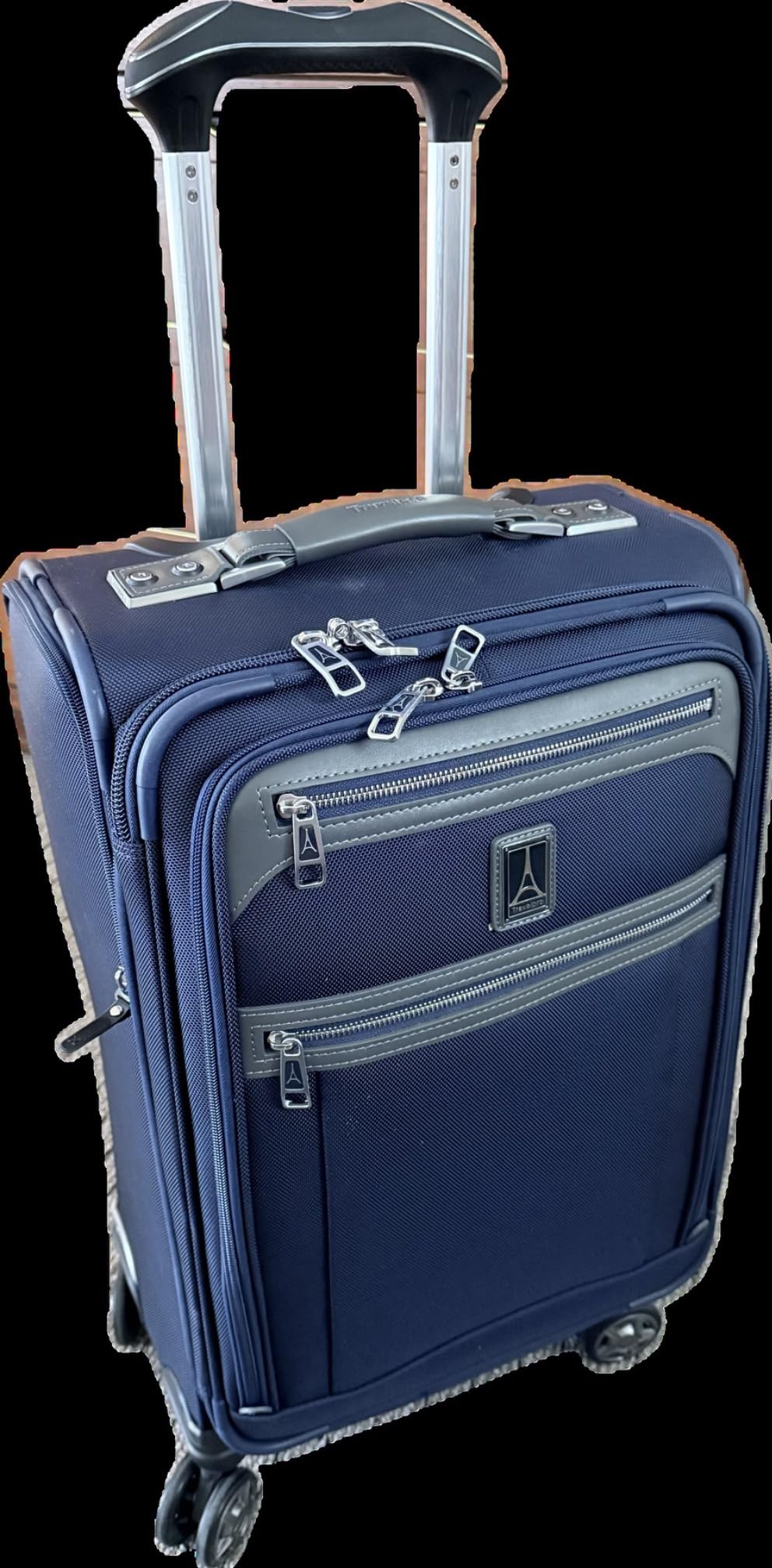 Travelpro Platinum Elite Checked Luggage Spinner, Black, 25-Inch | Expandable Softside With USB Port, Built-In Suiter, 8 Wheels & TSA-Approved Lock for Travelers customer photo 1