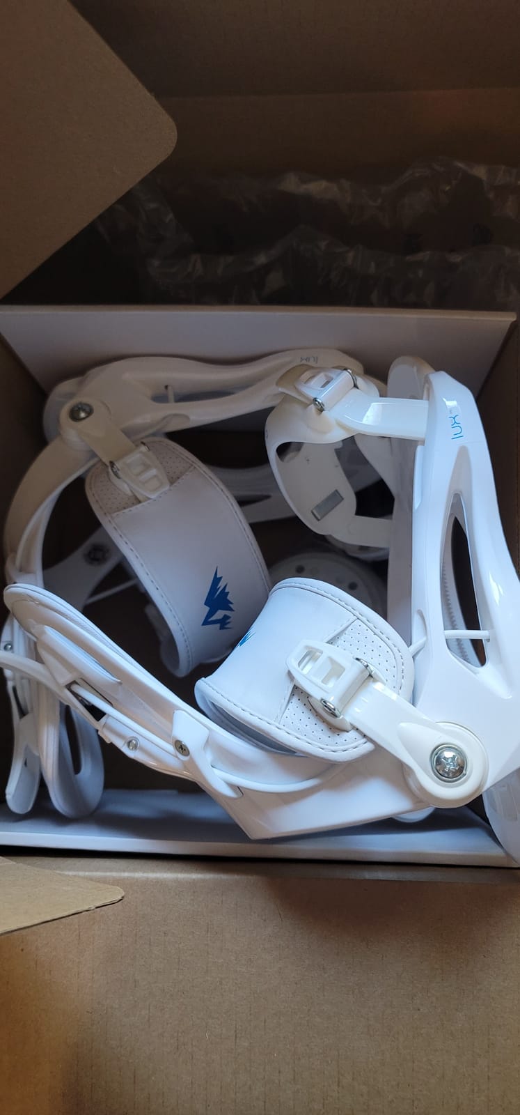 System LUX Women's Rear Entry Flow Style Snowboard Bindings customer photo 1