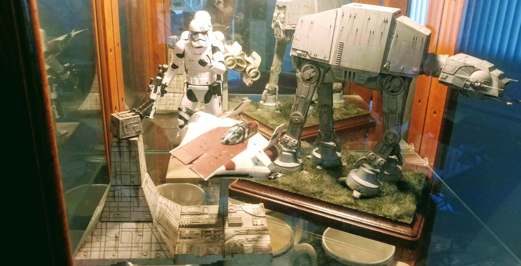 Bandai Hobby - Star Wars - AT-AT 1/144 Model Kit customer photo 1