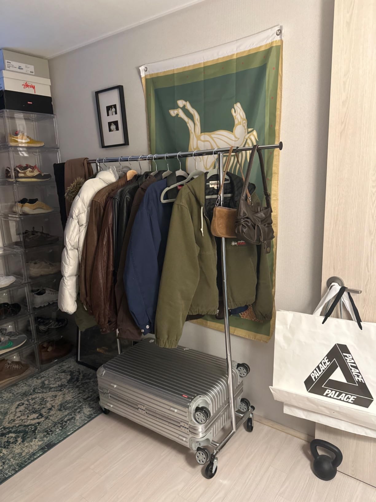 Simple Houseware Heavy Duty Clothing Garment Rack, Chrome | Holds Up to 150 lbs, Extendable Width from 42 to 67 Inches customer photo 1