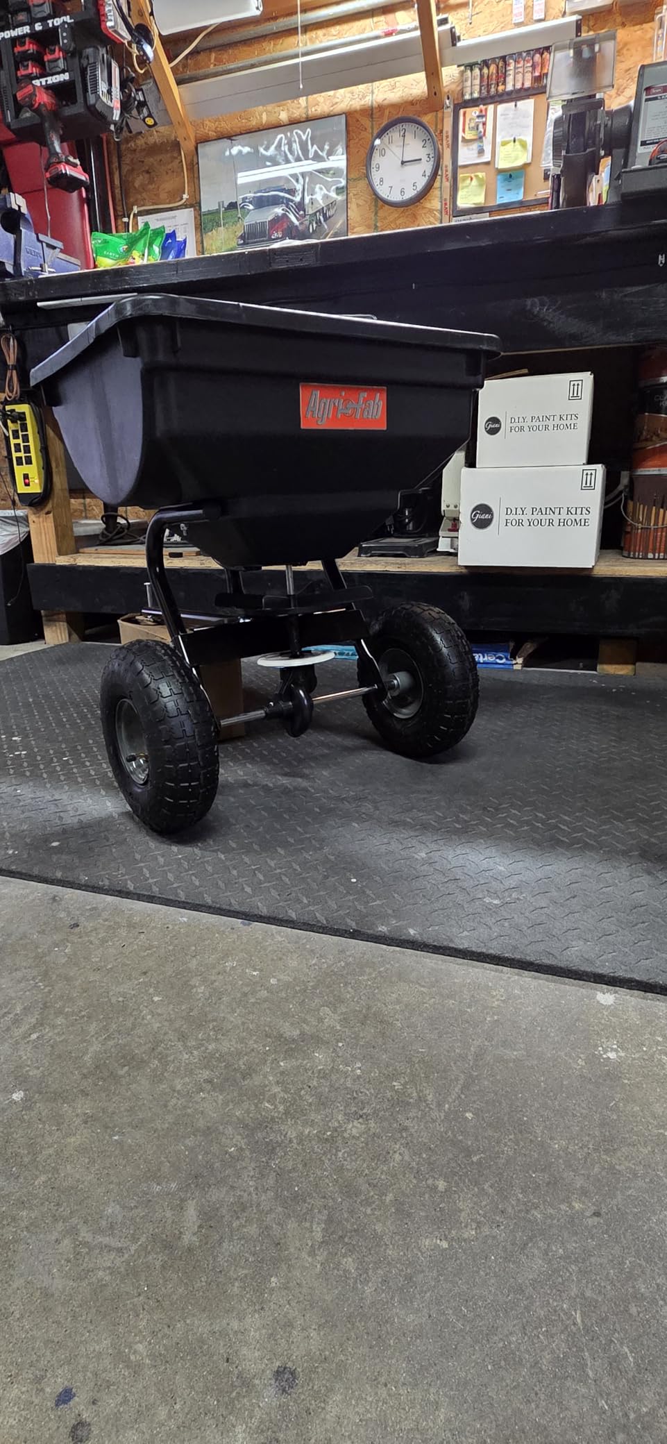 Agri-Fab Tow-Behind Broadcast Spreader - 85-Lb. Capacity, Model Number 45-0530 customer photo 2