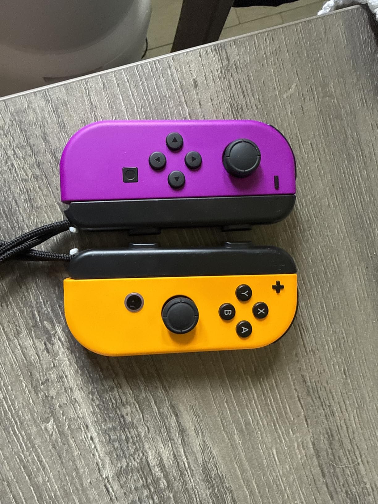 Nintendo Joy-Con (L/R) - Neon Red/Neon Blue customer photo 2