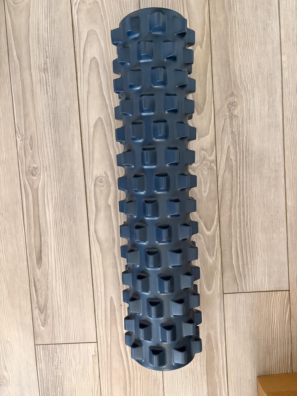 RumbleRoller Original Foam Roller Deep Tissue Massage Roller for Muscle Recovery (Midsize 22-Inch) customer photo 1