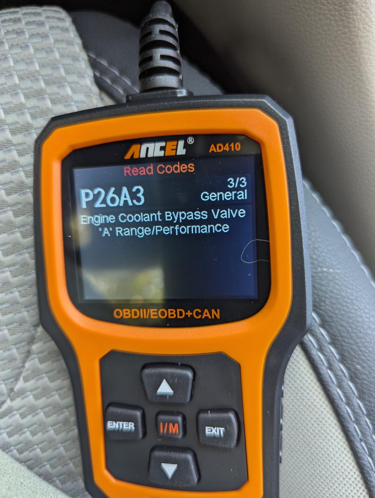 ANCEL AD410 Enhanced OBD2 Scanner, Vehicle Code Reader for Check Engine Light, Automotive OBD II Scanner Fault Diagnosis, OBDII Scan Tool for All OBDII Cars 1996+, Black/Yellow customer photo 1