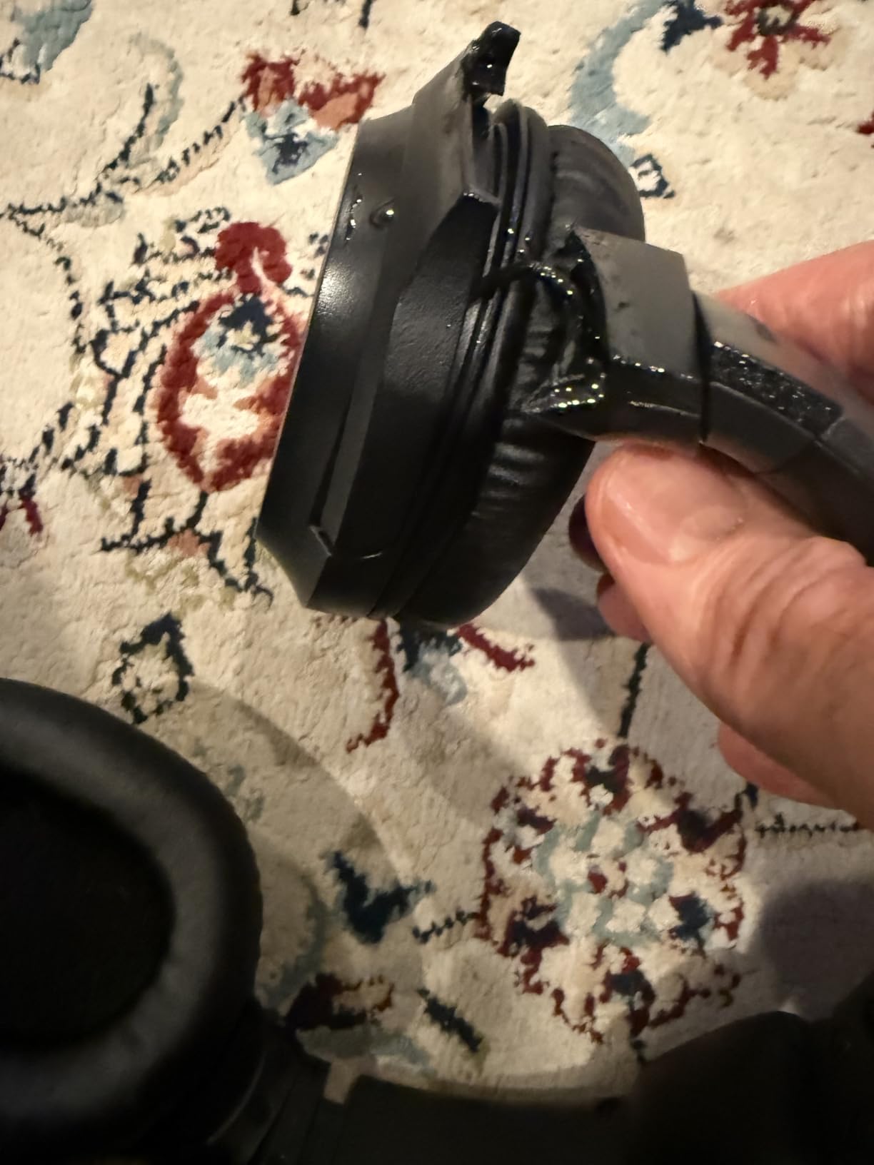 Sony Premium Lightweight Wireless Home Theater Headphones for TV Computer and Hi-Fi Audio customer photo 2