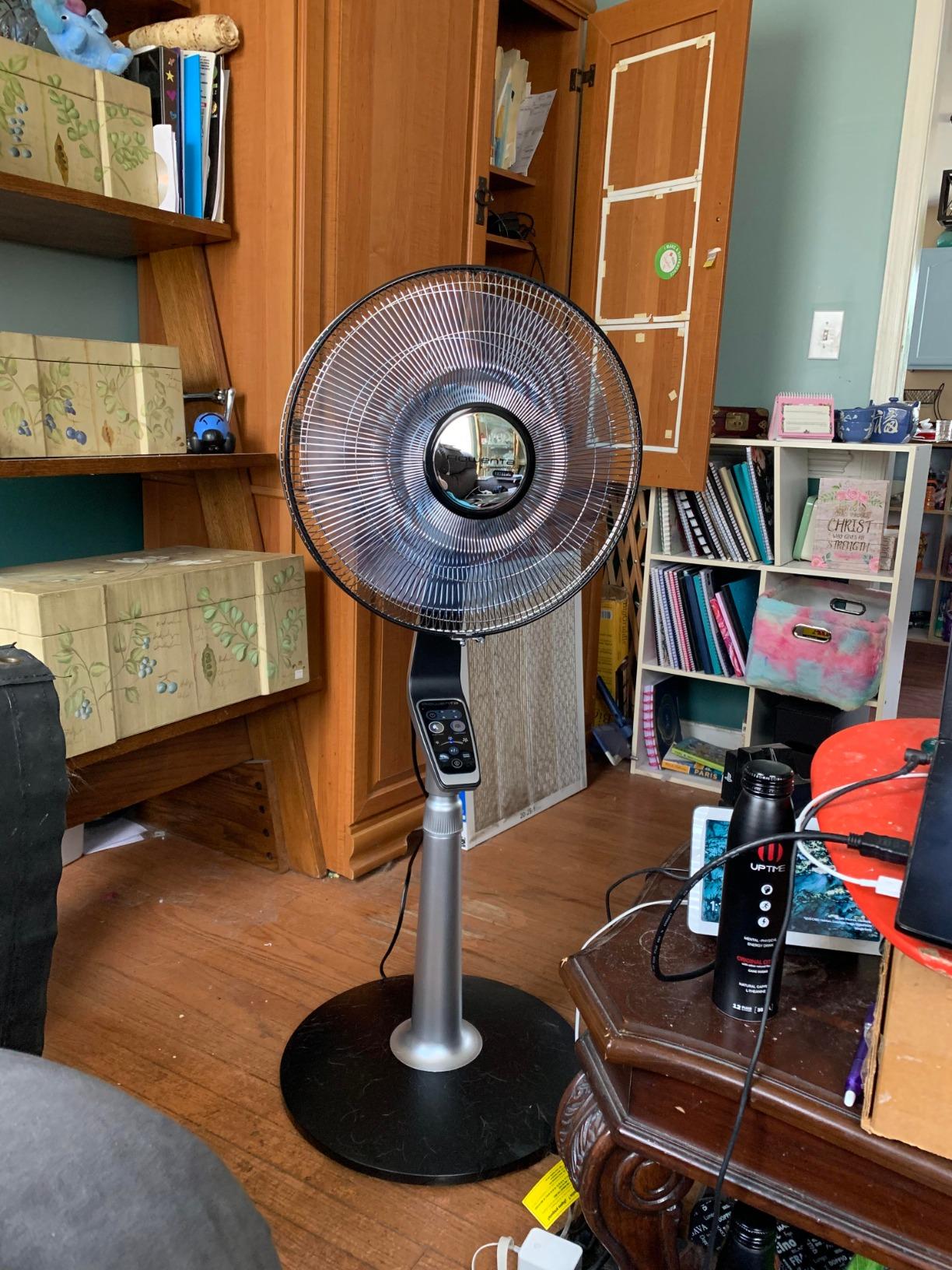 Rowenta Pedestal Fan, 53 Inches, Ultra Quiet Oscillating Fan for Bedroom, Portable, 5 Speeds, Refresh Up to 23-Feet, Silver, Indoor, VU5670 customer photo 2