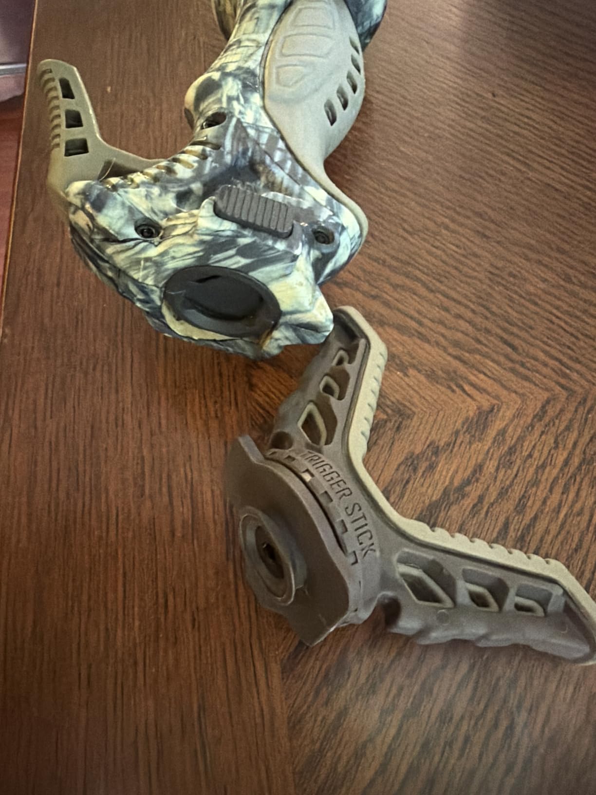 PRIMOS Hunting Trigger Stick Gen3 Shooting Stick, Adjustable Height, Quick-Detach Yoke, Durable and Lightweight customer photo 1