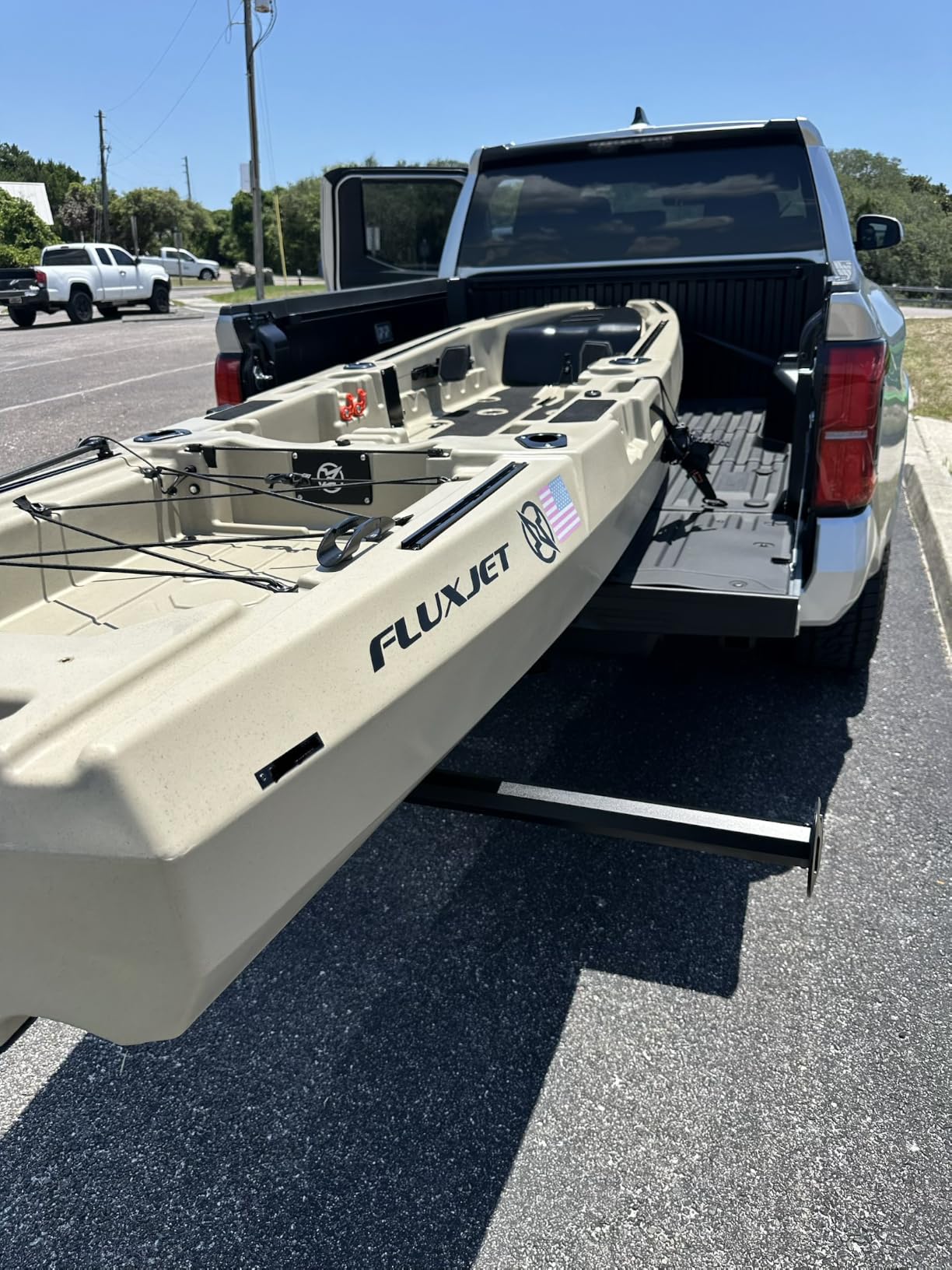 Yakima LongArm Aluminum Hitch Mount Truck Bed Extender Rack, Black | Adjustable 3 Position Tailgate Rack for Hauling Kayaks, Lumber, and Ladders customer photo 2