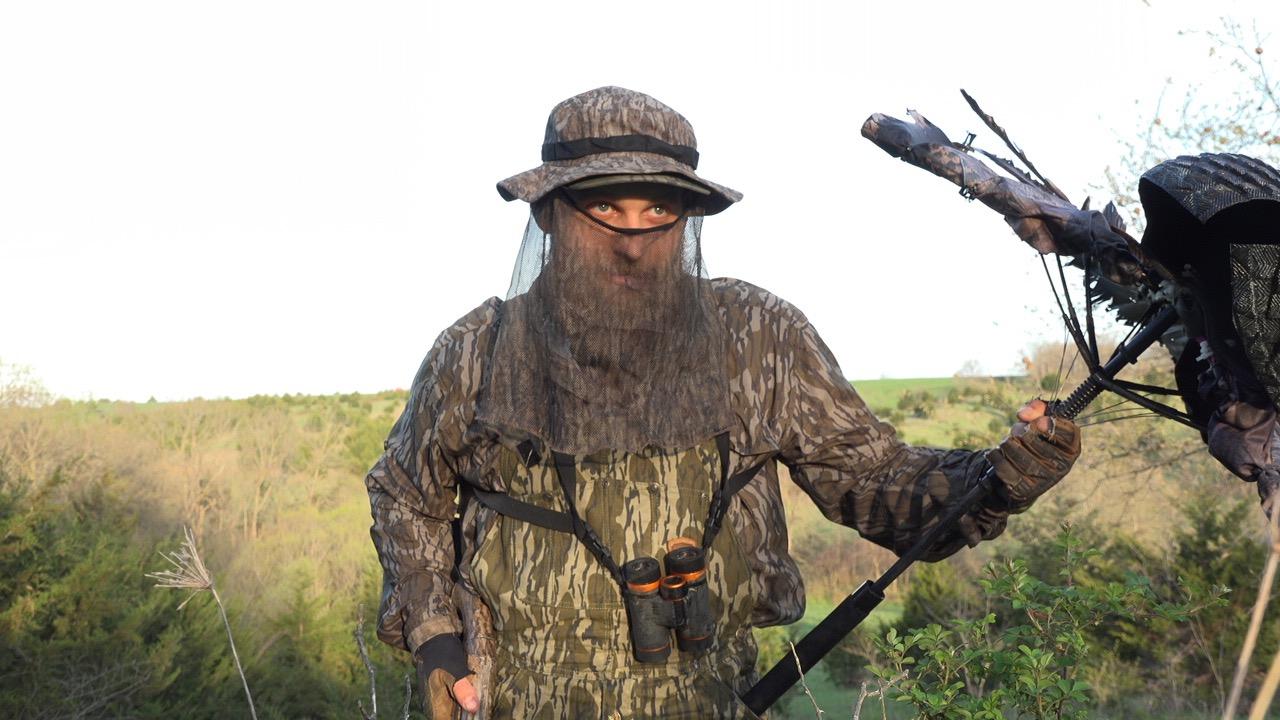 Maven C1 10x42 ED Binocular Gray/Orange | ED Glass, Waterproof, Built for Hunting and Wildlife Viewing customer photo 2