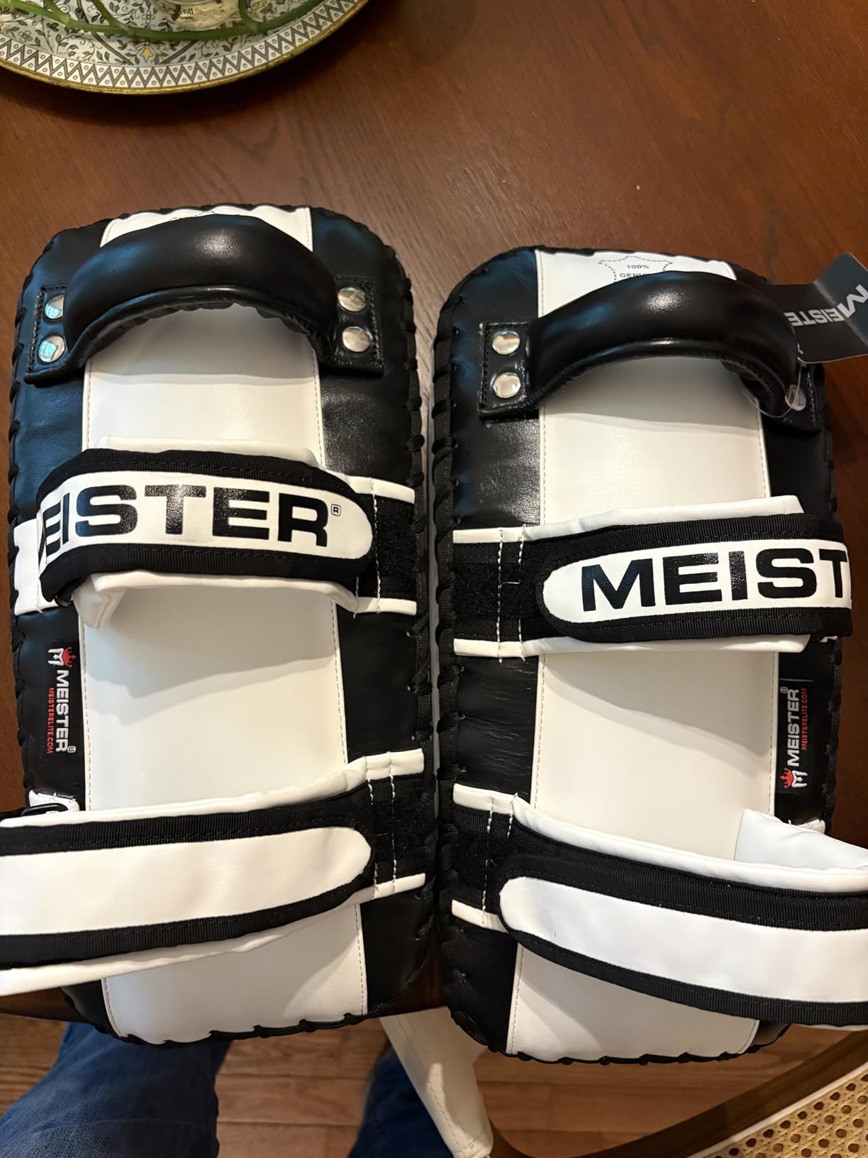 Meister XP2 Professional Curved Thai Pads for Kickboxing & MMA - X-Thick Cowhide Leather customer photo 1