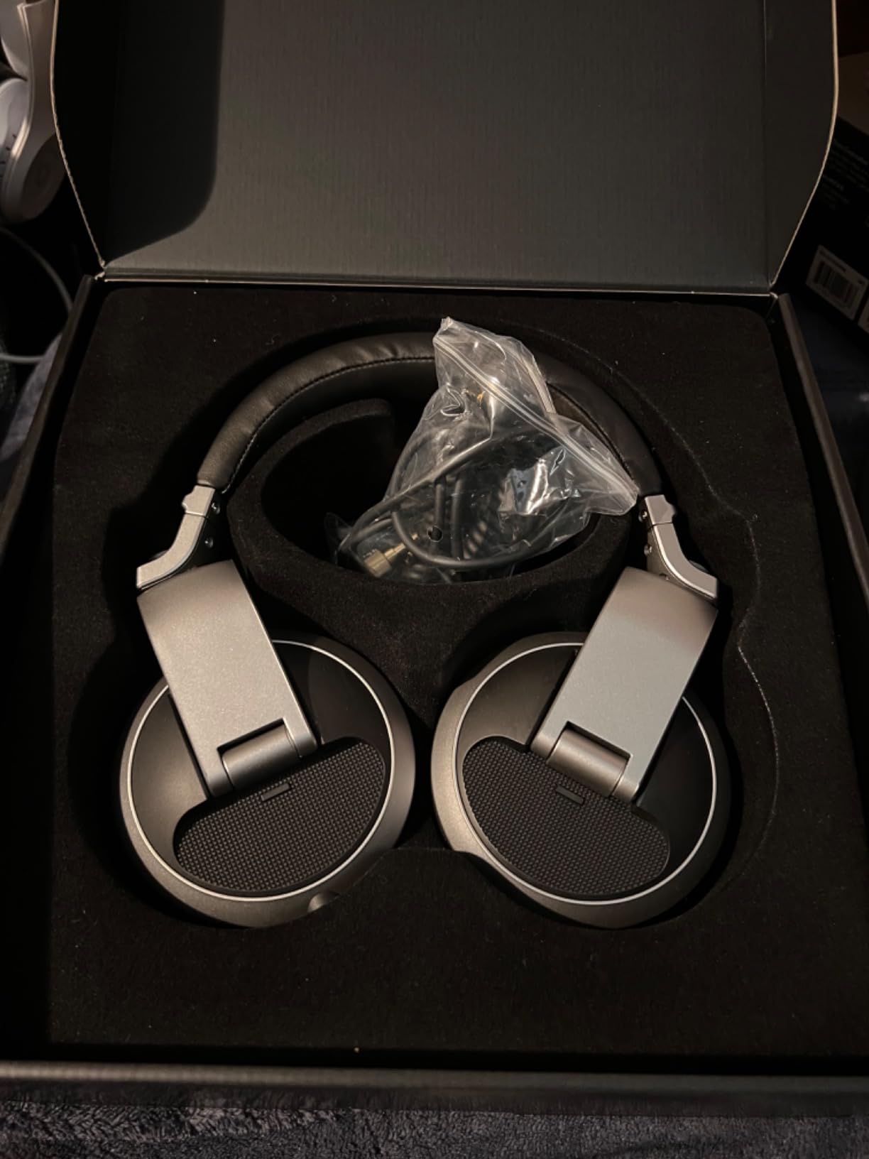 Pioneer DJ HDJ-X5 Professional DJ Headphones - Black customer photo 2