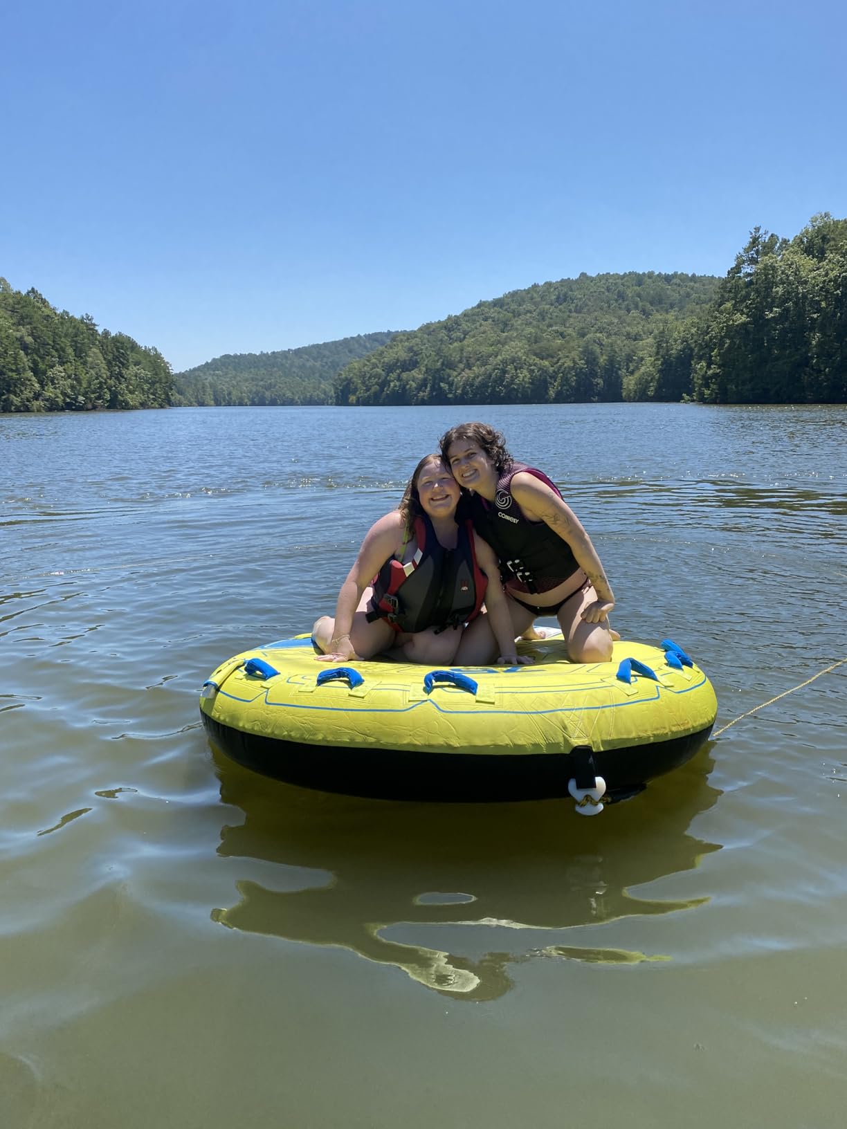 Airhead Comfort Shell Towable Tube for Boating, 1 - 4 Rider Inflatable Boat Tube for Water Tubing, Round Deck for Smooth Control, Neoprene Foam Covered Deck, Kwik-Connect, Speed Safety Valve customer photo 2