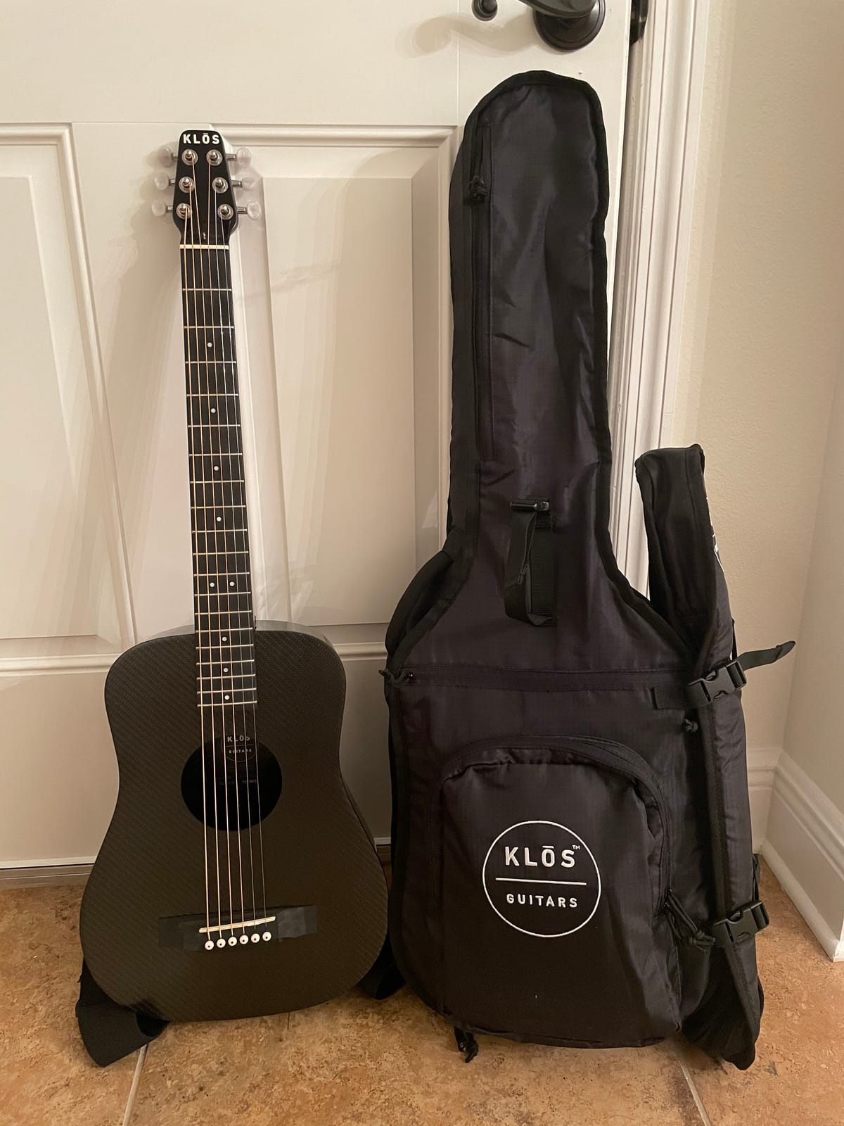 KLOS Travel Guitar, Durable Carbon Fiber Acoustic Guitar - Black with Gig Bag, Strap, Capo and more customer photo 2