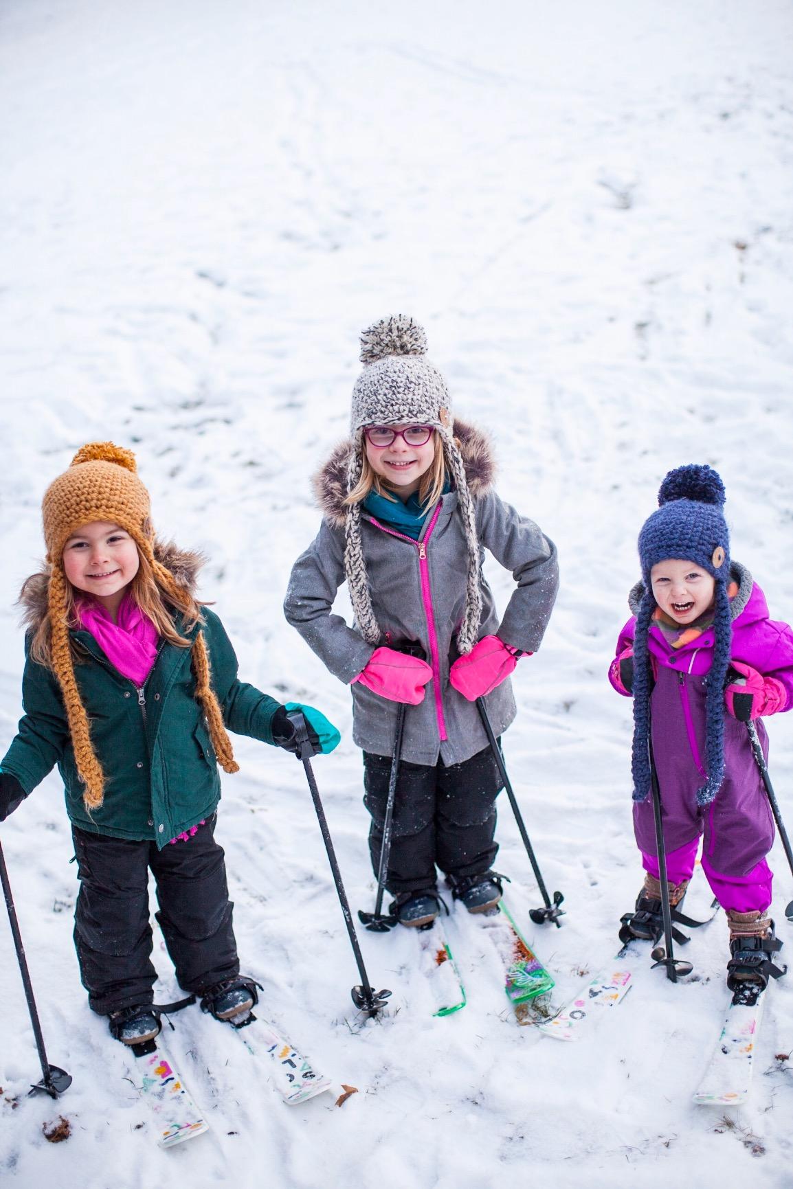 SOLA Kids Ski Set - Beginner Cross Country Skis with Poles and Adjustable Bindings for Ages 3-4, Backyard Winter Fun customer photo 2